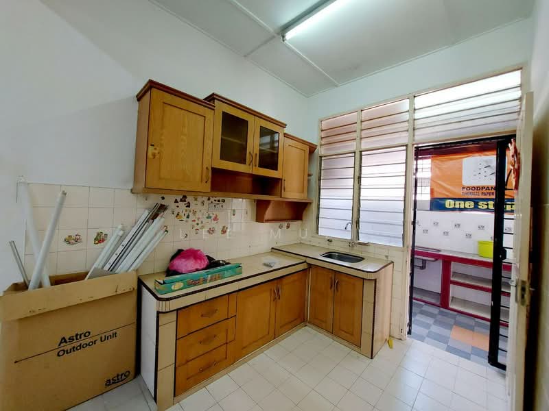 Rumah Teres 1 Tingkat untuk Dijual di Bercham (Ipoh) - Lee Muzi - Kitchen - PropertyGuru.com.my