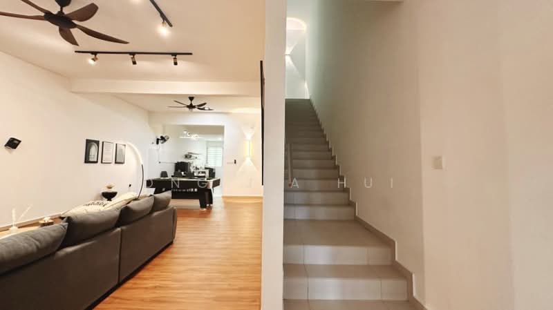 2-storey Terraced House for Sale in Bandar Sri Sendayan (Negeri Sembilan) - Ong Jia Hui - Living Room - PropertyGuru.com.my