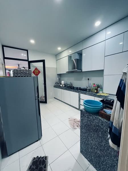 Rumah Teres untuk Dijual di Kulai (Johor) - Jeff Lee - Kitchen - PropertyGuru.com.my