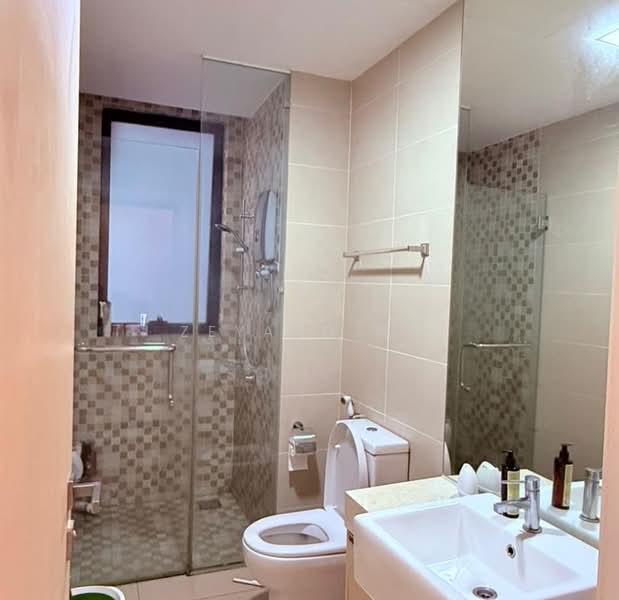 Service Residence for Sale at Icon Residenz @ Icon City - Zeyang Ng - Bathroom - PropertyGuru.com.my