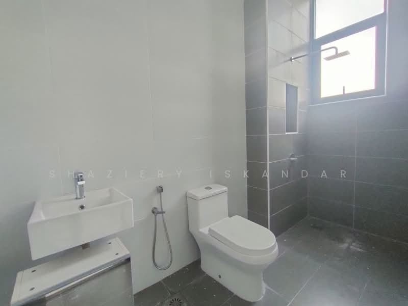 Rumah Berkembar untuk Dijual di Taman Melawati (Ulu Kelang) - Shaziery Iskandar - Bathroom - PropertyGuru.com.my