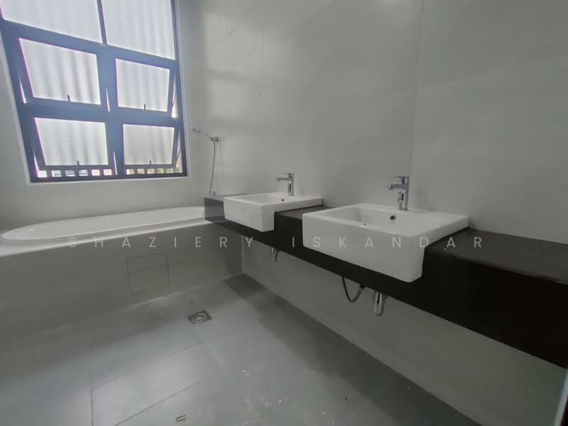 Rumah Berkembar untuk Dijual di Taman Melawati (Ulu Kelang) - Shaziery Iskandar - Bathroom - PropertyGuru.com.my