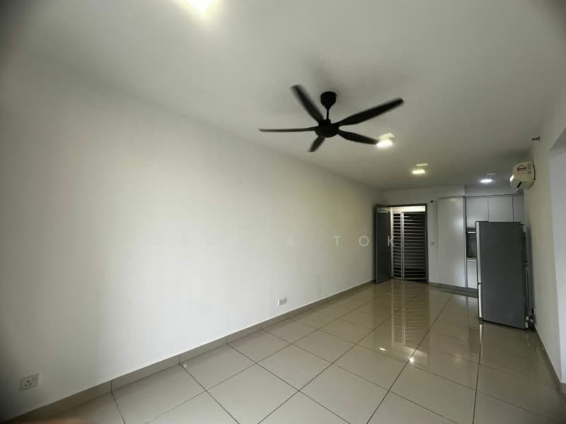 Apartment for Rent at Austin Suites (Permata Austin) - Sakura Tok - Living Room - PropertyGuru.com.my