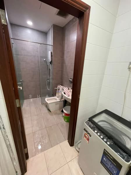 Service Residence for Sale at Paragon Suites @ CIQ - Shawn Law - Bathroom - PropertyGuru.com.my