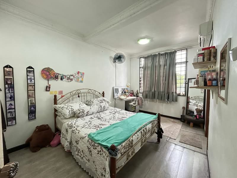 Rumah Berkembar untuk Dijual di Ukay Perdana (Ulu Kelang) - calvin Chin - Bedroom - PropertyGuru.com.my