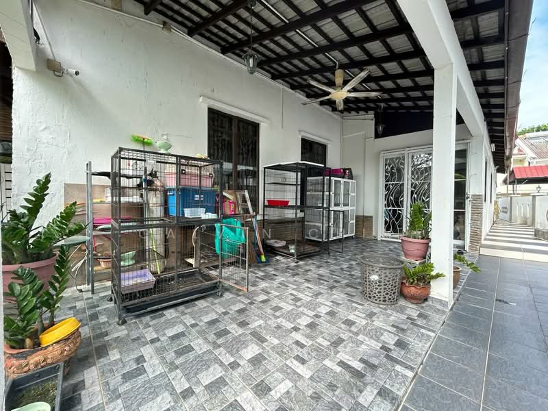 Rumah Berkembar untuk Dijual di Ukay Perdana (Ulu Kelang) - calvin Chin - Exterior - PropertyGuru.com.my