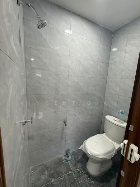 Rumah Teres 2 Tingkat untuk Dijual di Bandar Baru Permas Jaya (Permas Jaya) - Vincent Gian - Bathroom - PropertyGuru.com.my