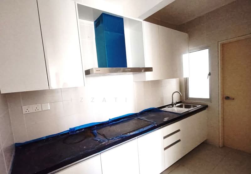 Condominium for Sale at Aspire Residence - Izzati Mat - Kitchen - PropertyGuru.com.my