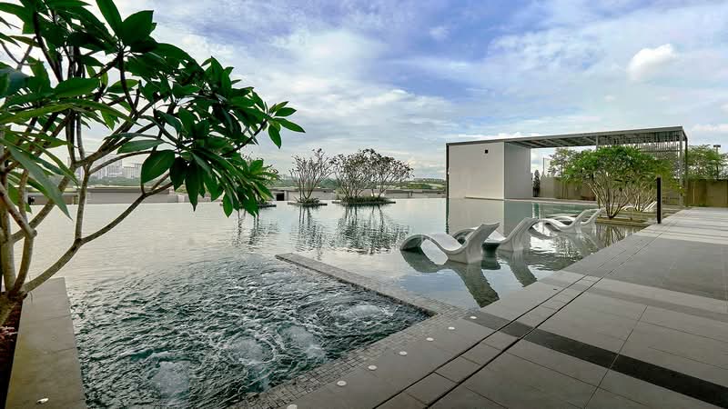 Service Residence for Sale at Paloma @ Tropicana Metropark - Elvis Ho - Pool - PropertyGuru.com.my