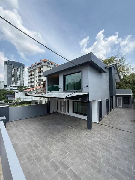 Rumah Berkembar untuk Dijual di Kampung Bahru (Johor Bahru) - Zephyr Khoo - Exterior - PropertyGuru.com.my