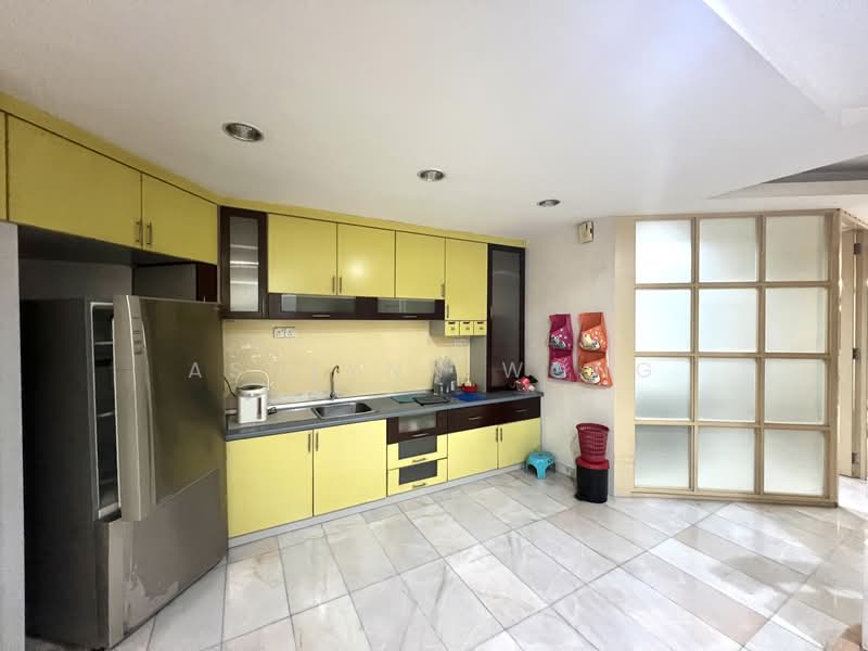 2-storey Terraced House for Rent in Bandar Utama 7 (Bandar Utama) - Ashlynn Wong - Kitchen - PropertyGuru.com.my