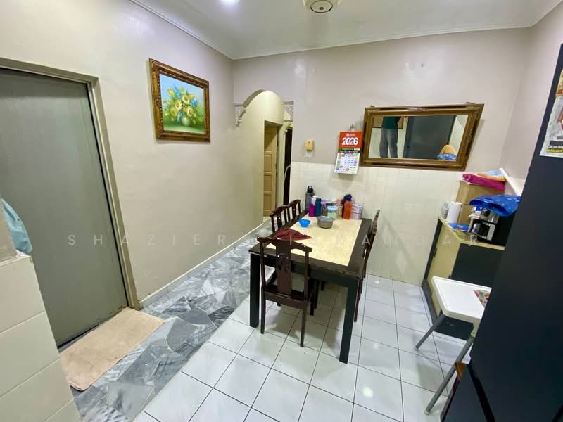Rumah Teres 1 Tingkat untuk Dijual di Taman Desa Cheras (Cheras) - Shaziery Iskandar - Dining Room - PropertyGuru.com.my