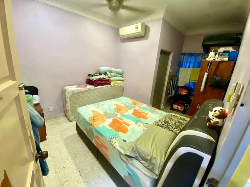 Rumah Teres 1 Tingkat untuk Dijual di Taman Desa Cheras (Cheras) - Shaziery Iskandar - Bedroom - PropertyGuru.com.my