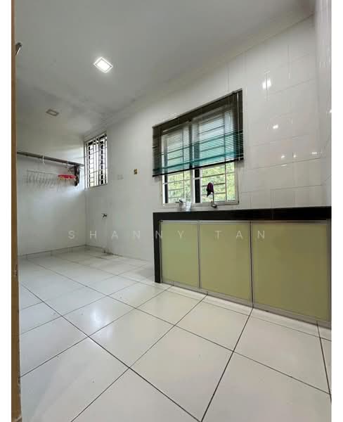 Townhouse for Sale in Bandar Sungai Long (Selangor) - Shanny Tan - Kitchen - PropertyGuru.com.my