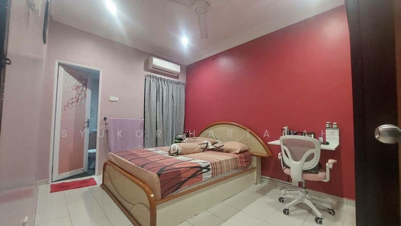 Rumah Teres 2 Tingkat untuk Dijual di Shah Alam (Selangor) - Syukor Hartanah - Bedroom - PropertyGuru.com.my