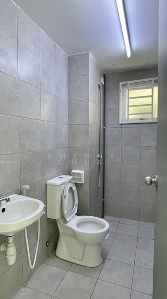 Apartment for Rent at Trifolia - Amenny Chua - Bathroom - PropertyGuru.com.my