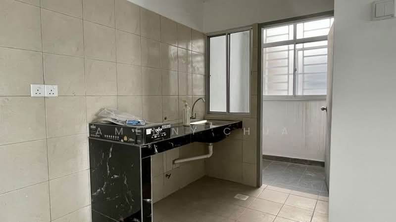 Apartment for Rent at Trifolia - Amenny Chua - Kitchen - PropertyGuru.com.my