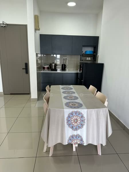 Servis Apartment untuk Dijual di Zentro Residences Serviced Apartment - KS Yeo - Kitchen - PropertyGuru.com.my