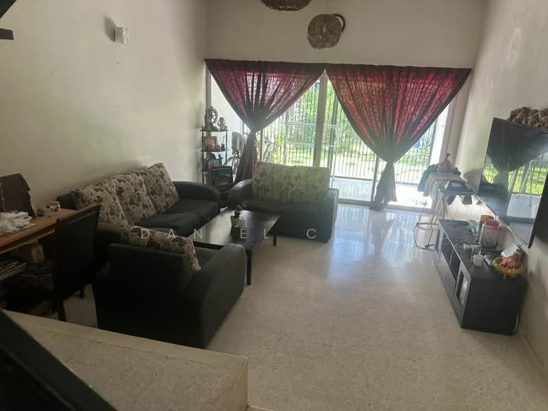 2-storey Terraced House for Sale in Taman Melawati (Ulu Kelang) - Daniel Chin - Living Room - PropertyGuru.com.my