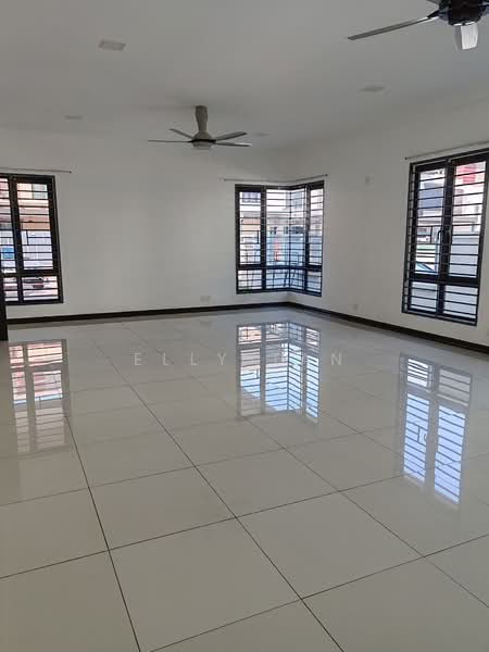 2-storey Terraced House for Rent in Setia Alam (Selangor) - Elly Tan - Living Room - PropertyGuru.com.my