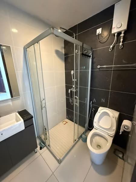 Kondominium untuk Disewa di Kings Bay @ Country Garden Danga Bay - Nelson Tan - PropertyGuru.com.my