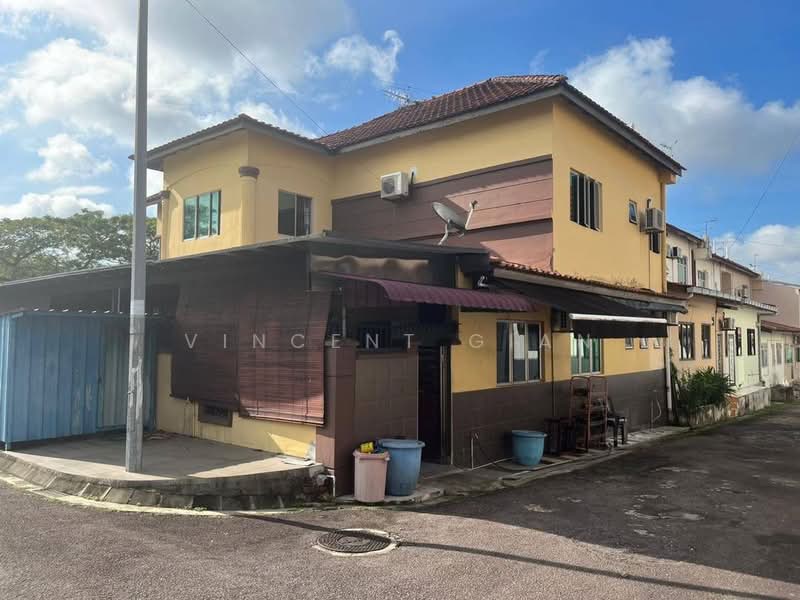 2-storey Terraced House for Sale in Taman Impian Emas (Skudai) - Vincent Gian - Exterior - PropertyGuru.com.my