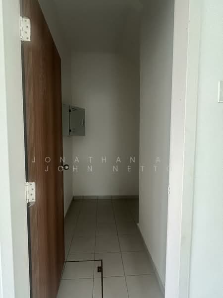 Rumah Teres 2 Tingkat untuk Dijual di Kajang (Selangor) - JONATHAN A/L JOHN NETTO - Entrance - PropertyGuru.com.my