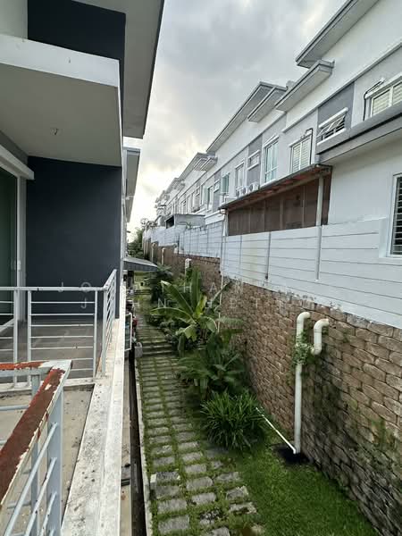 Rumah Teres 2 Tingkat untuk Dijual di Kajang (Selangor) - JONATHAN A/L JOHN NETTO - Exterior - PropertyGuru.com.my