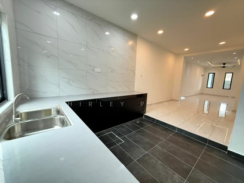2-storey Terraced House for Sale in Taman Sri Putri (Skudai) - Shirley Pang - Kitchen - PropertyGuru.com.my