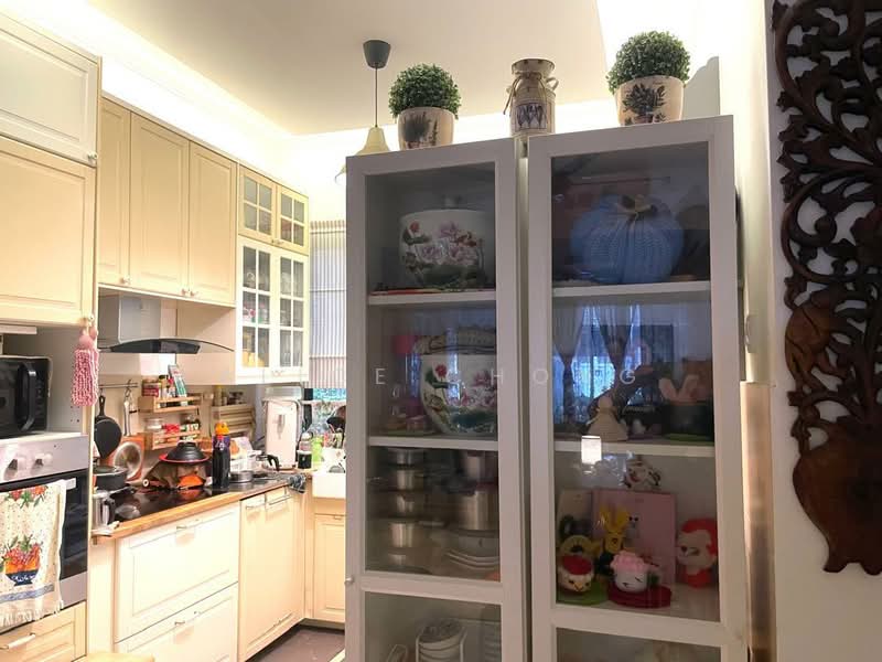 Rumah Teres 2 Tingkat untuk Dijual di Diamond City (Semenyih) - Alice Chong - Kitchen - PropertyGuru.com.my