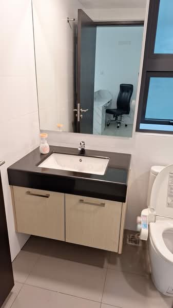 Apartment for Rent at Molek Pine 4 - Carly Voon - Bathroom - PropertyGuru.com.my