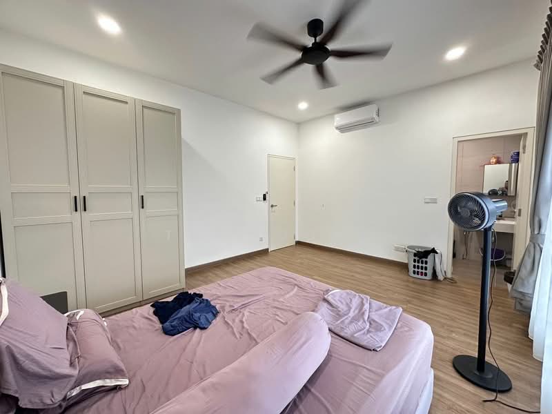Rumah Teres untuk Dijual di Kota Emerald (Rawang) - Tris Jong - Bedroom - PropertyGuru.com.my