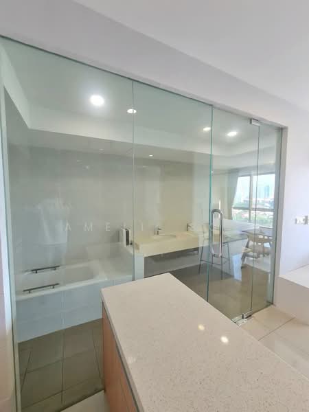 Kondominium untuk Dijual di 98 Nibong Residence - Amelie Soh - Bathroom - PropertyGuru.com.my