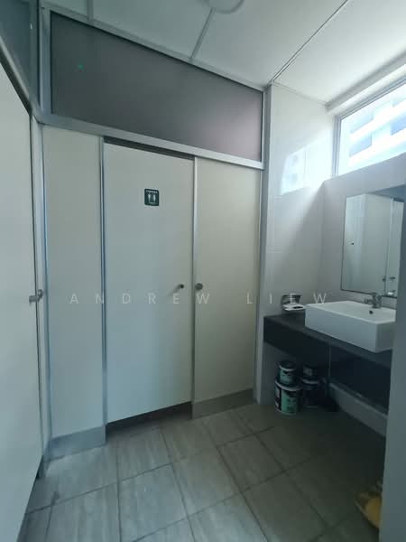 Shop / Office for Sale in Taman Mutiara (Jelutong) - Andrew Liew - Bathroom - PropertyGuru.com.my