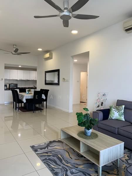 Kondominium untuk Disewa di The WaterEdge (Pinggiran Air) - Sue Ann Chia - Living Room - PropertyGuru.com.my