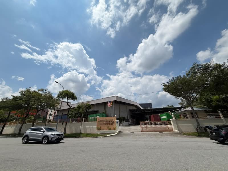 Detached Factory for Rent in Bukit Jelutong (Shah Alam) - Mori Ng - Exterior - PropertyGuru.com.my