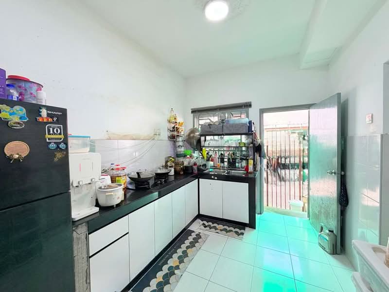 Rumah Teres 2 Tingkat untuk Dijual di Segamat (Johor) - Wind Chok - Kitchen - PropertyGuru.com.my