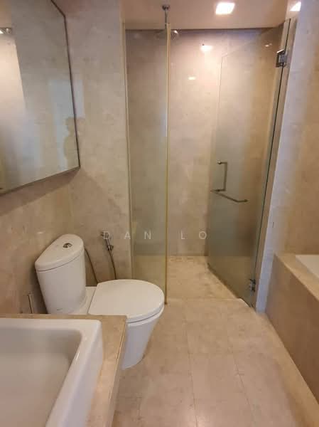 Service Residence for Sale at Hampshire Place - Dan Lo - Bathroom - PropertyGuru.com.my