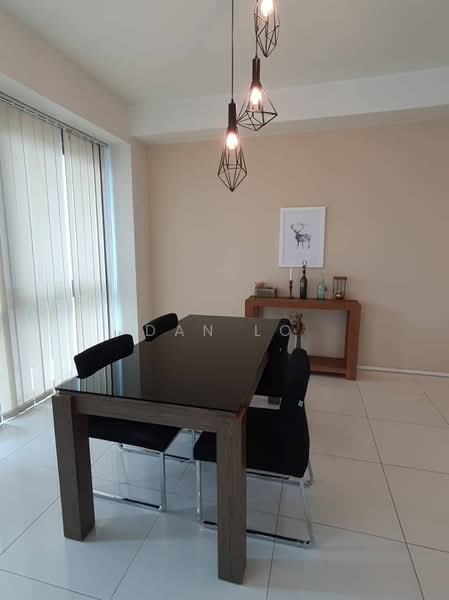 Service Residence for Sale at Hampshire Place - Dan Lo - Dining Room - PropertyGuru.com.my