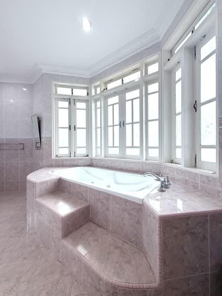 Banglo Lot Kosong untuk Dijual di Taman Tun Dr Ismail (Kuala Lumpur) - Vincent Tan - Bathroom - PropertyGuru.com.my