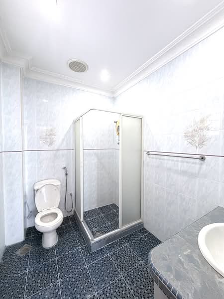 Banglo Lot Kosong untuk Dijual di Taman Tun Dr Ismail (Kuala Lumpur) - Vincent Tan - Bathroom - PropertyGuru.com.my