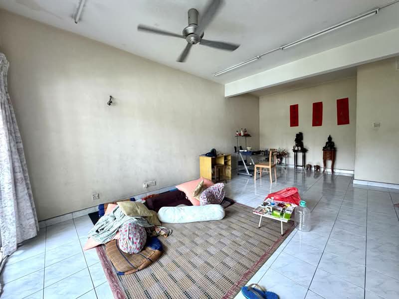 Rumah Teres 2 Tingkat untuk Dijual di Shah Alam (Selangor) - Syukor Hartanah - Living Room - PropertyGuru.com.my