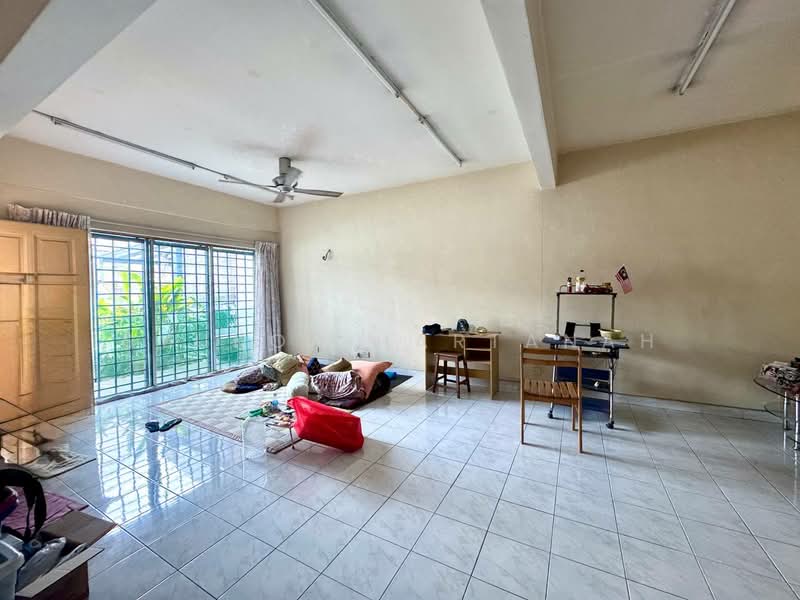 Rumah Teres 2 Tingkat untuk Dijual di Shah Alam (Selangor) - Syukor Hartanah - Living Room - PropertyGuru.com.my