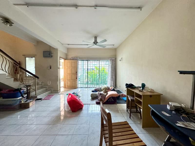 Rumah Teres 2 Tingkat untuk Dijual di Shah Alam (Selangor) - Syukor Hartanah - Living Room - PropertyGuru.com.my
