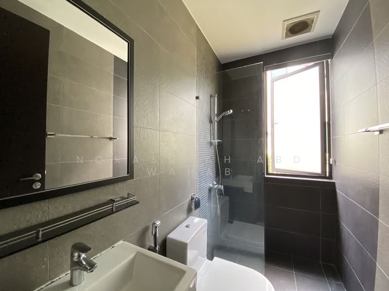 Semi-Detached House for Sale in Setia Eco Glades (Cyberjaya) - Norasurah Abd Wahab - Bathroom - PropertyGuru.com.my