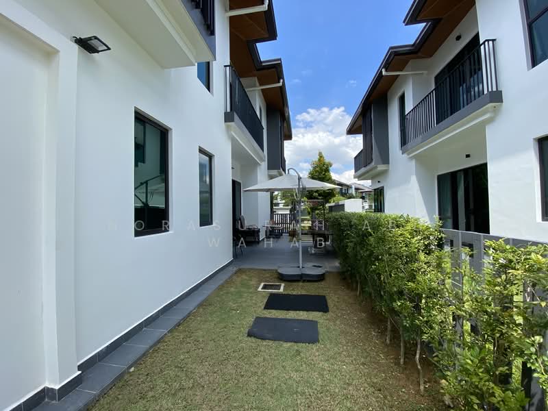 Semi-Detached House for Sale in Setia Eco Glades (Cyberjaya) - Norasurah Abd Wahab - Exterior - PropertyGuru.com.my