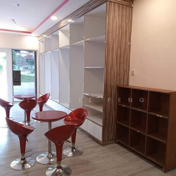 Shop / Office for Sale in Bandar Putra (Kulai) - Loh Lee Peng - Interior - PropertyGuru.com.my