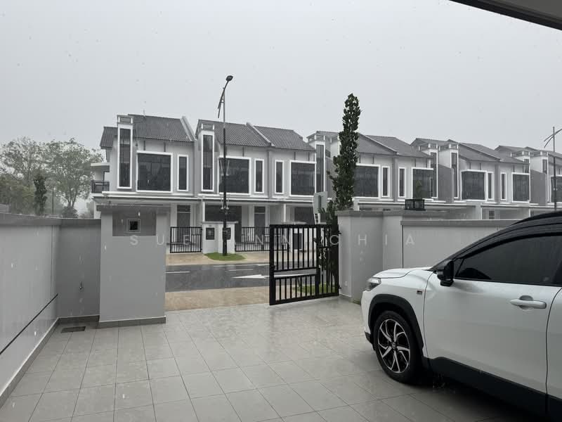 2-storey Terraced House for Sale in Taman Mount Austin (Tebrau) - Sue Ann Chia - Exterior - PropertyGuru.com.my