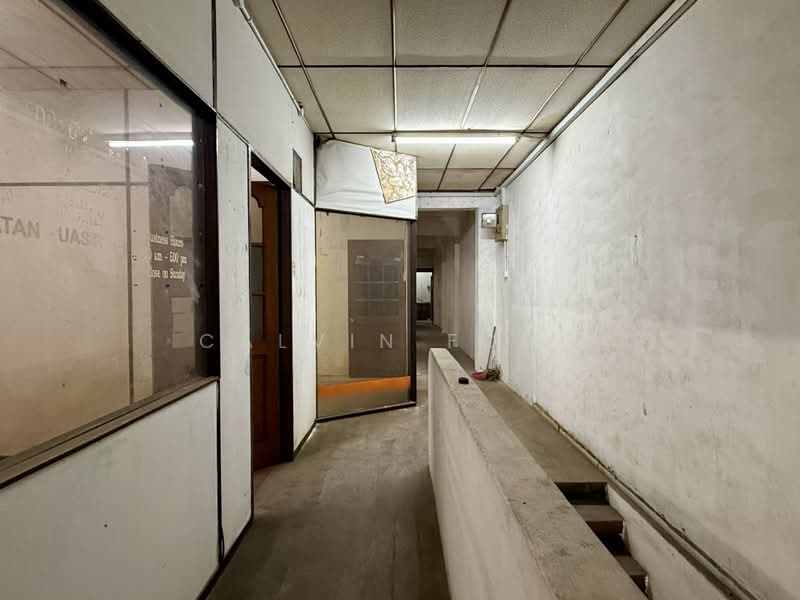 Kedai untuk Dijual di Taman Pekan Baru (Sungai Petani) - Calvin Fong - 1st floor corridor - PropertyGuru.com.my