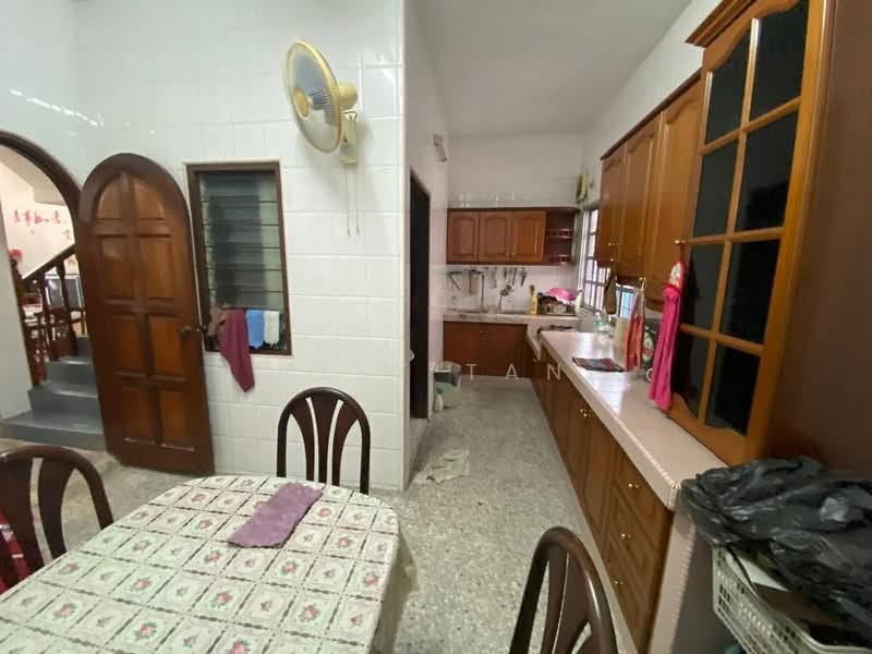 Rumah Bandar untuk Dijual di Taman Klang Utama (Kapar) - Elly Tan - Kitchen - PropertyGuru.com.my